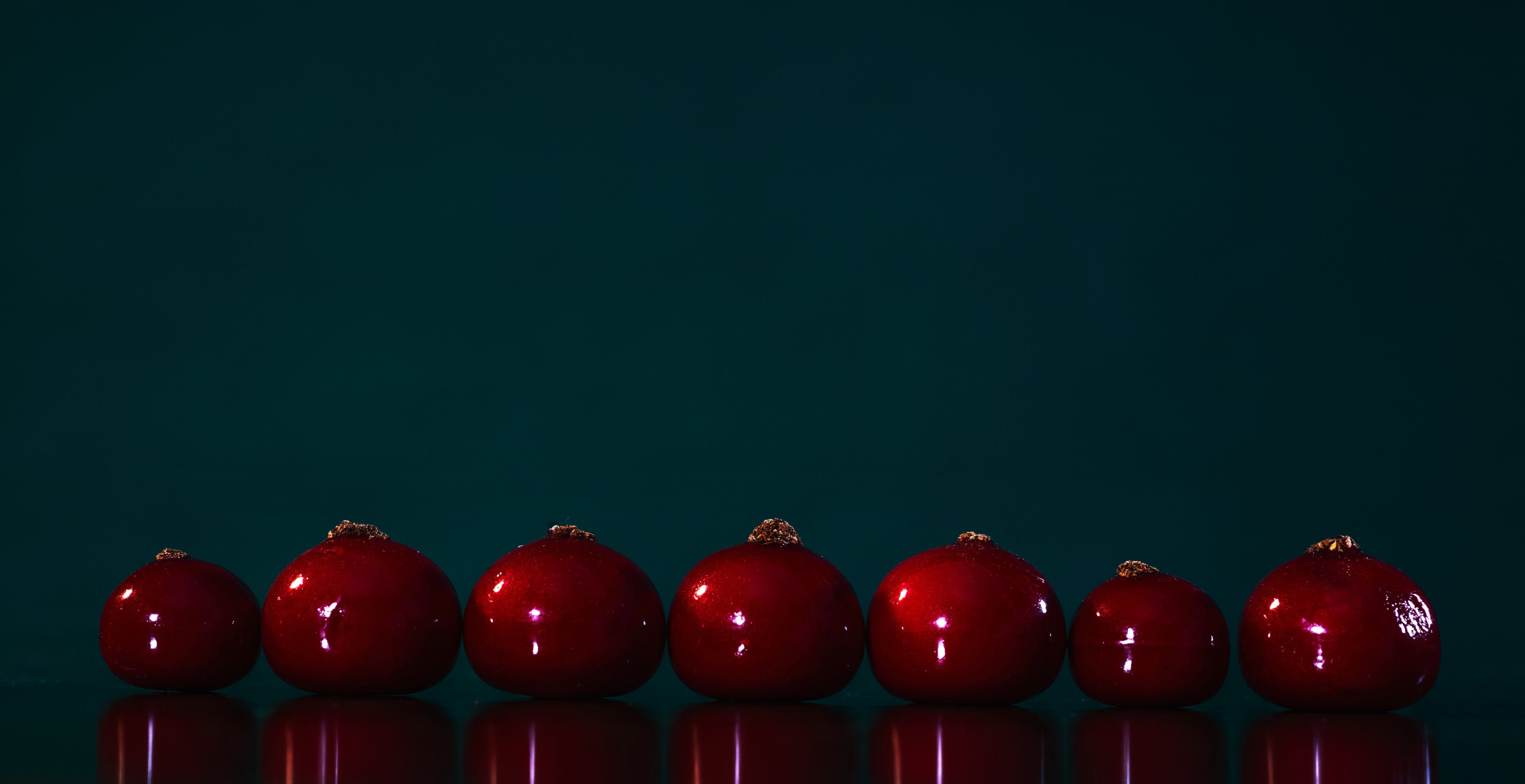 Naloži videoposnetek: Božiček pripoveduje pravljice.